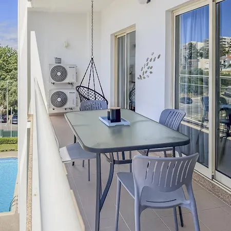 아파트 #408 Relaxing 1 Bdr Getaway With Pool