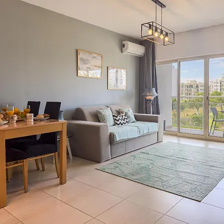 #408 Relaxing 1 Bdr Getaway With Pool * Portimão